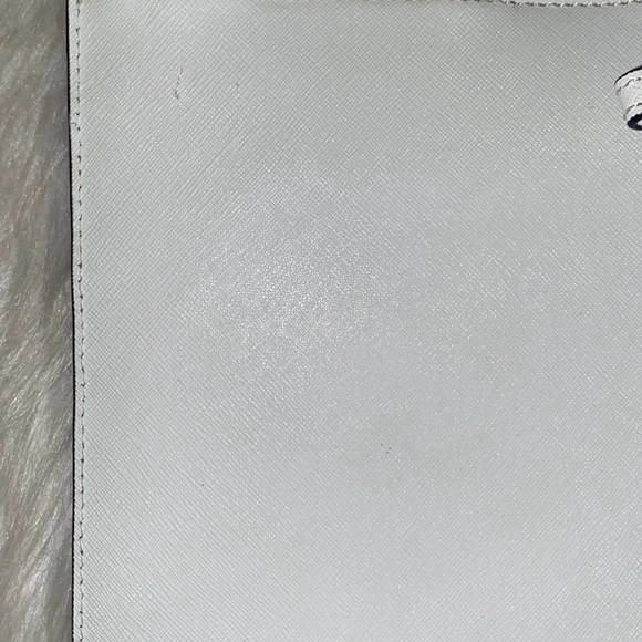 Michael Kors HAMILTON Tote/PYRAMID STUDDED XL Wristlet 2pc Set - Picture 15 of 16